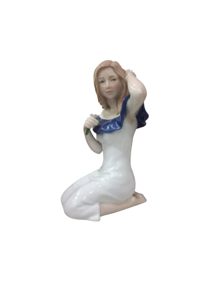 Royal Copenhagen Karen, Young Lady with daisies Figurine