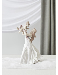 Lladró Statua Madre il mio bellissimo bebè 2