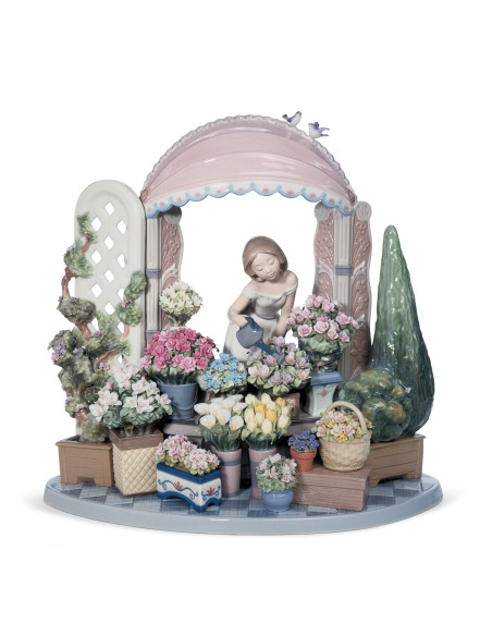 Lladró Romantic Feelings Woman Sculpture