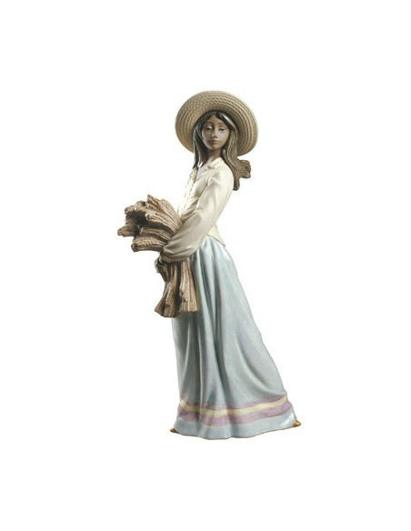 Nao Woman with wheat statue