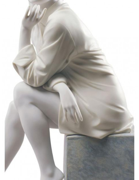 Lladró Statua Donna Un momento di Tranquillità