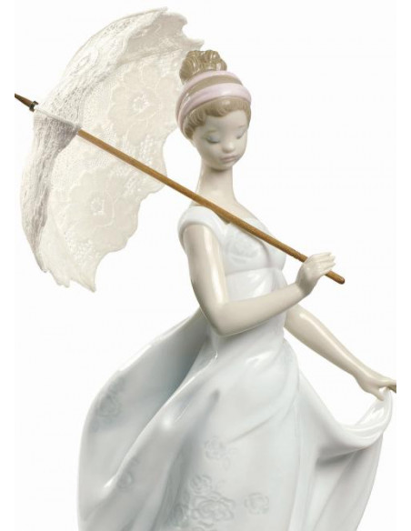 Lladró Statua Donna Eleganza