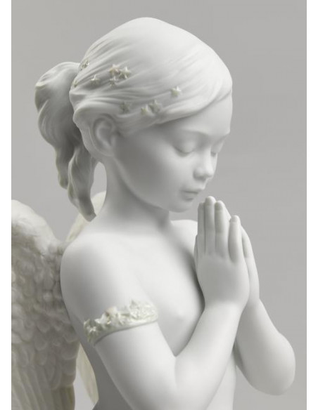Lladró Heavenly Prayer Angel Figurine
