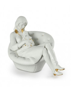 Lladró Sleeping with Mum statue. Gold and white luster 2