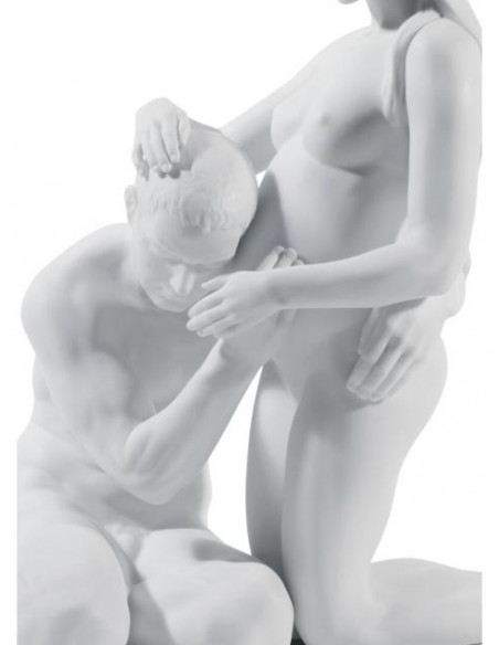 Lladró Couple The Waiting statue