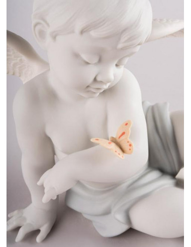 Lladró Angelical moments statue