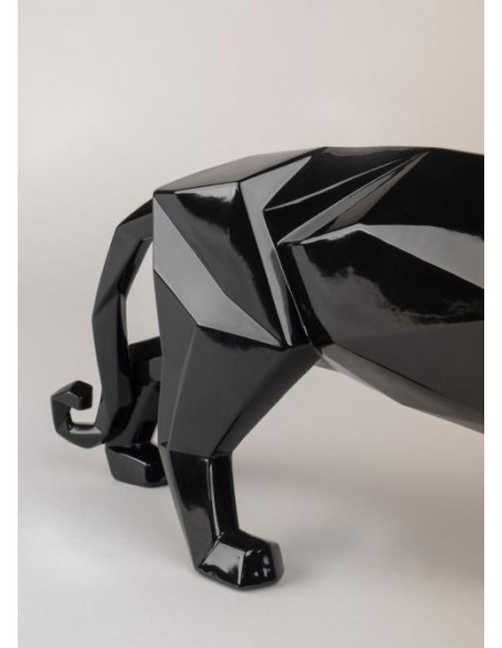 Lladró Panther Figurine. Glazed Black