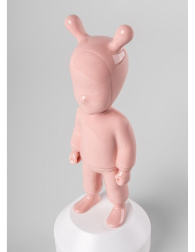 Lladró The pink Guest Sculpture. Small model