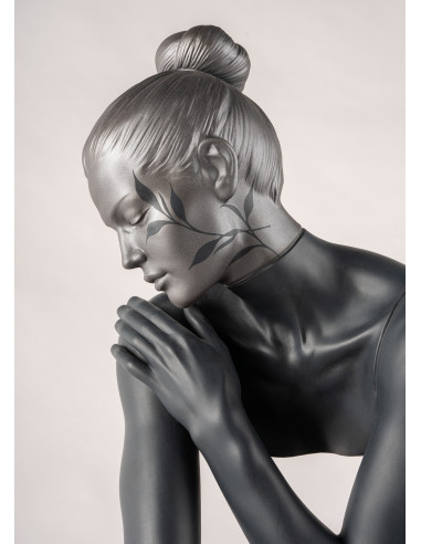 Lladró Reflections of Nature - Her Sculpture