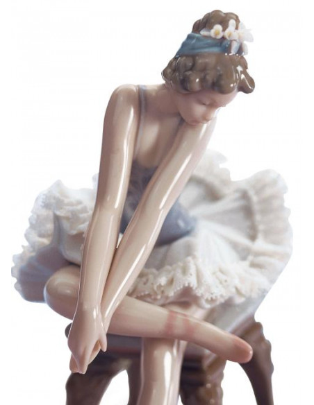 Lladró Opening Night Girl Ballet Figurine