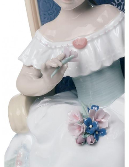 Lladró Romantic gift statue