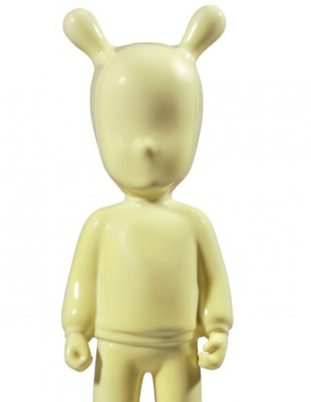 Lladró The Yellow Guest Figurine. Small Model.